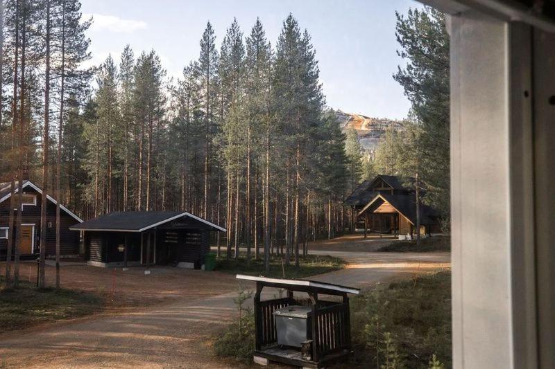 Pyhaen Kortepuolukka Pyhatunturi Bagian luar foto